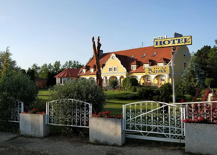 Barokk Hotel 3*